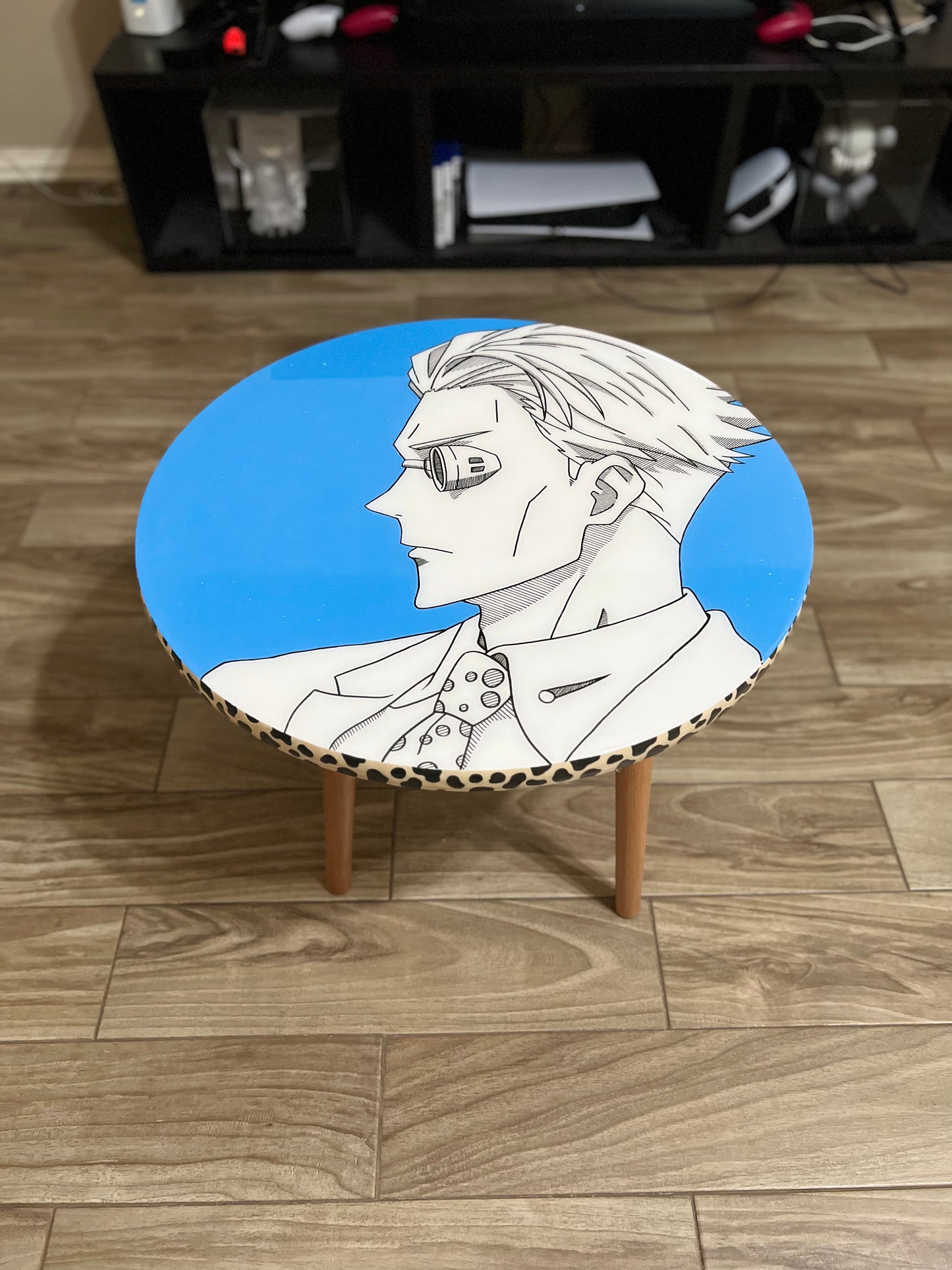 Salaryman Table